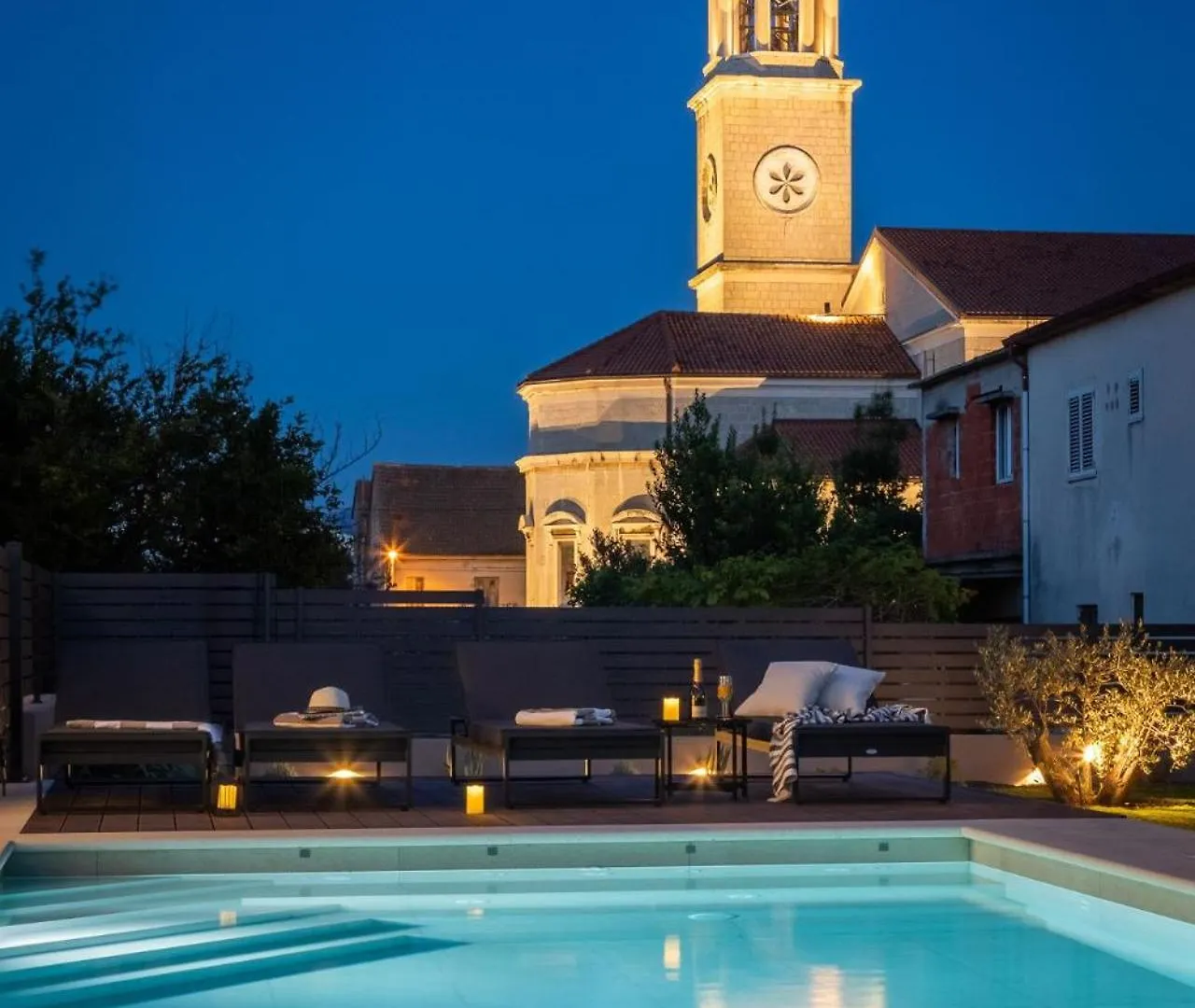 Villa Prima Kastela 0*,  Croatia